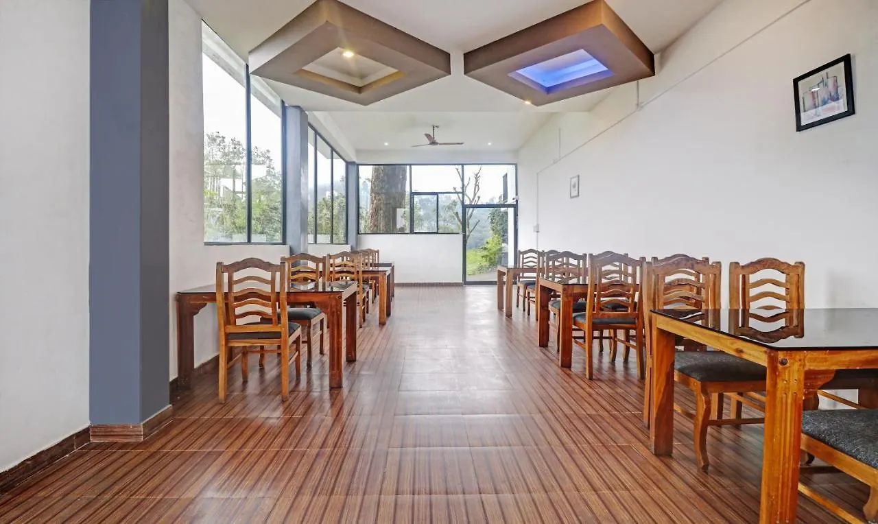 *** Hotel Treebo Trend Hazeberg Resort Munnar India